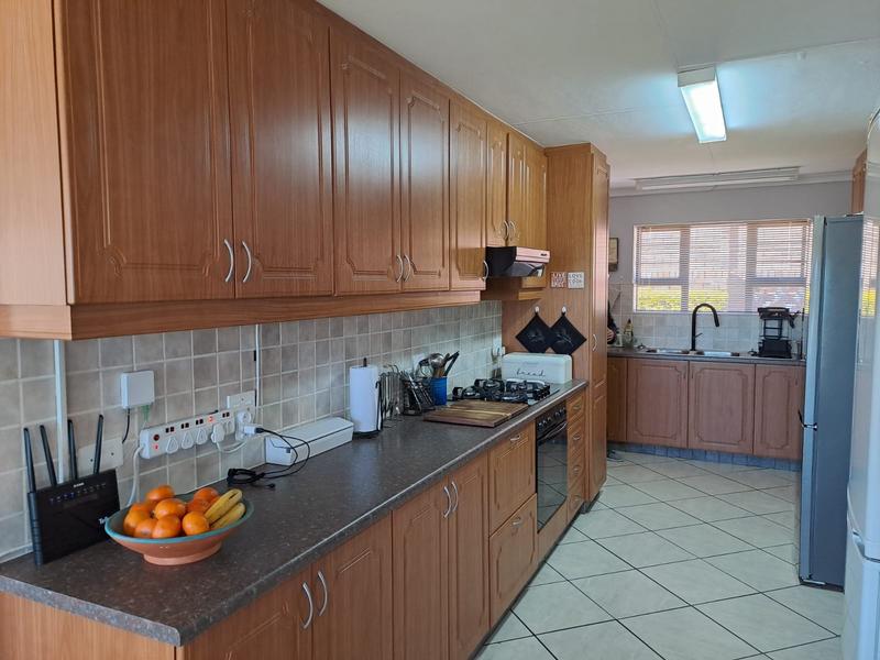 3 Bedroom Property for Sale in Reebok Western Cape